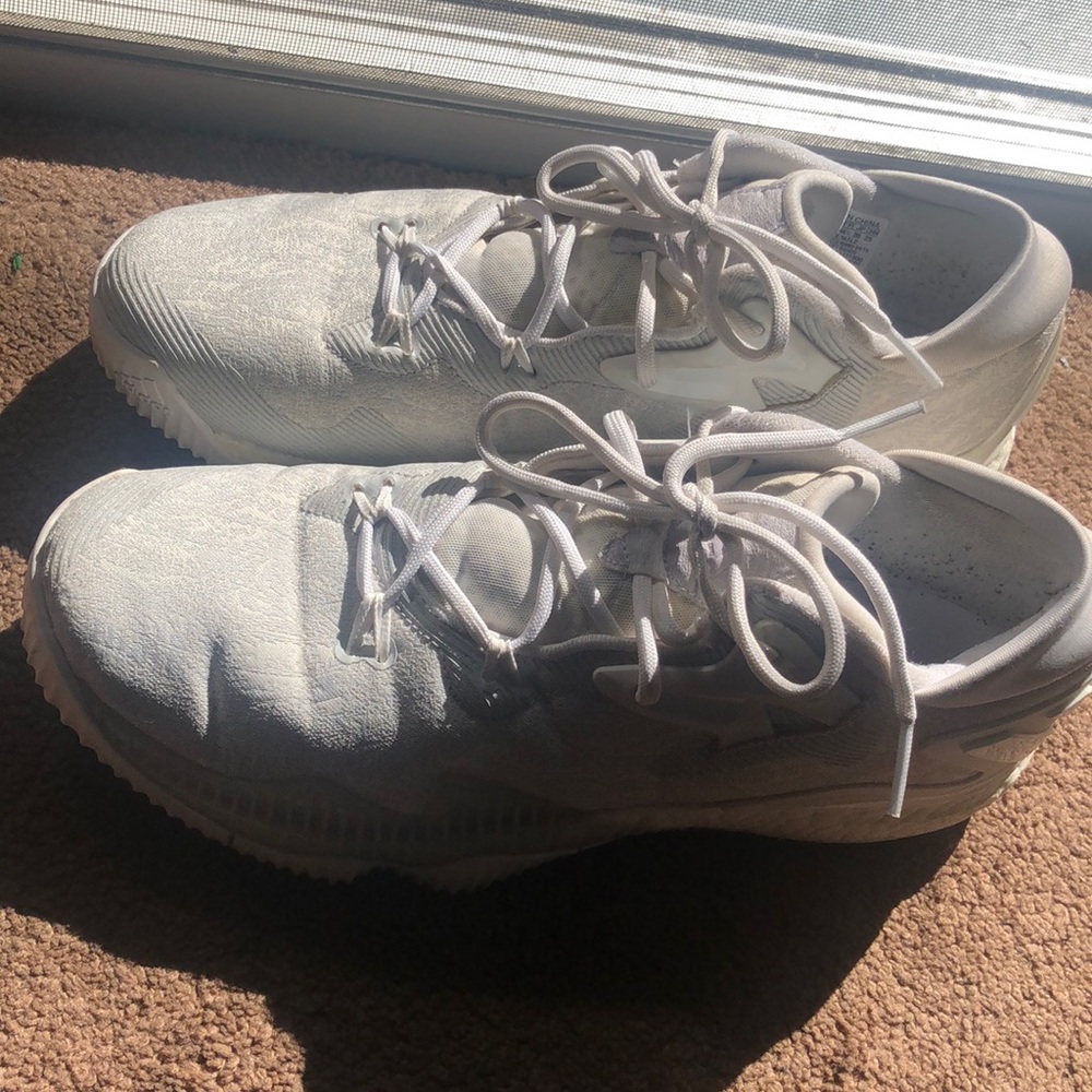 Adidas Crazylight Boost size 10.5